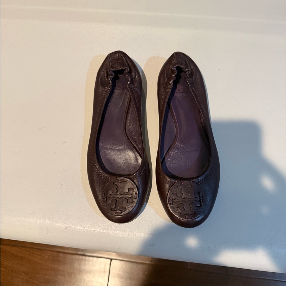Tory Burch wine/burgundy flats - Picture 2 of 3